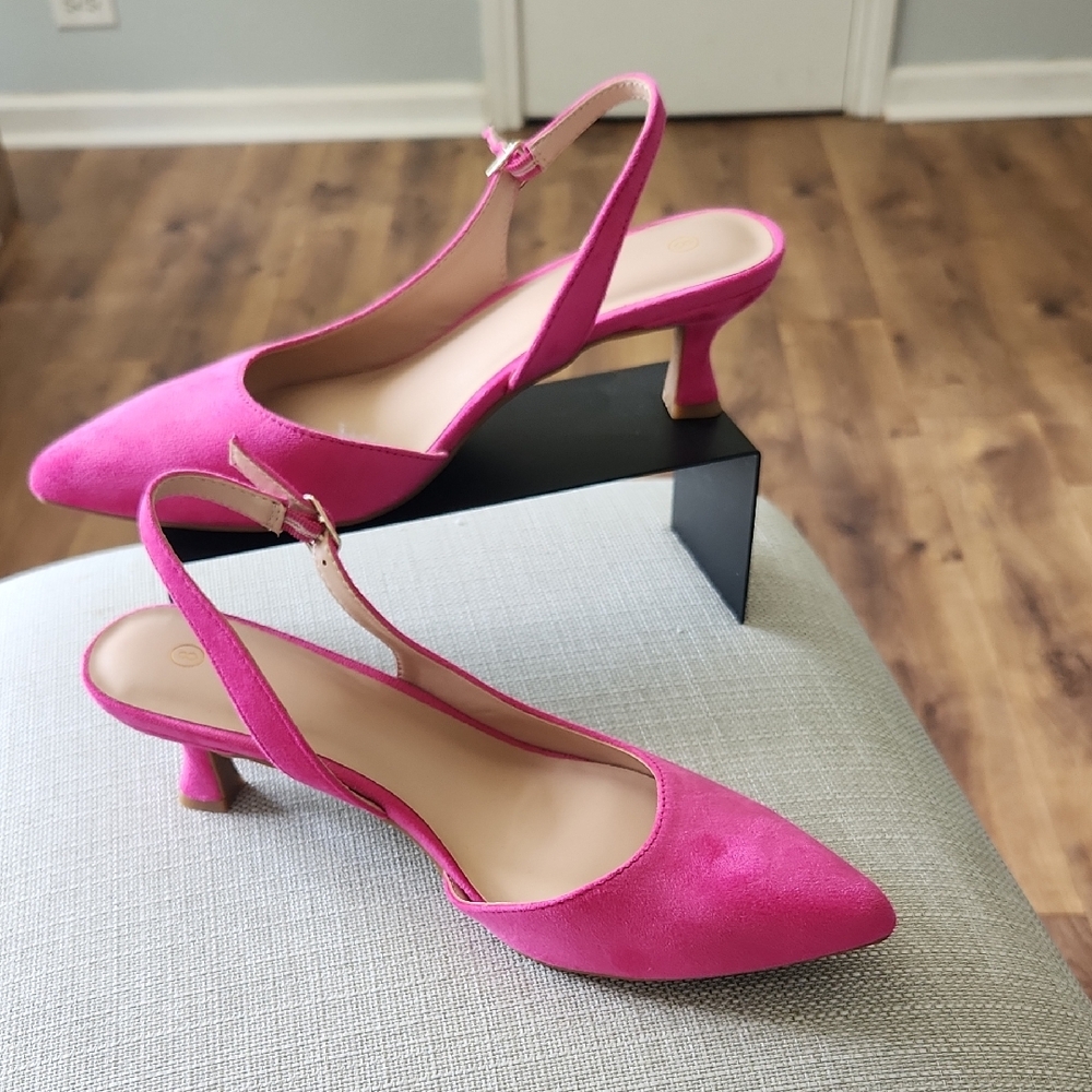 Elegant Pink Slingback Heels